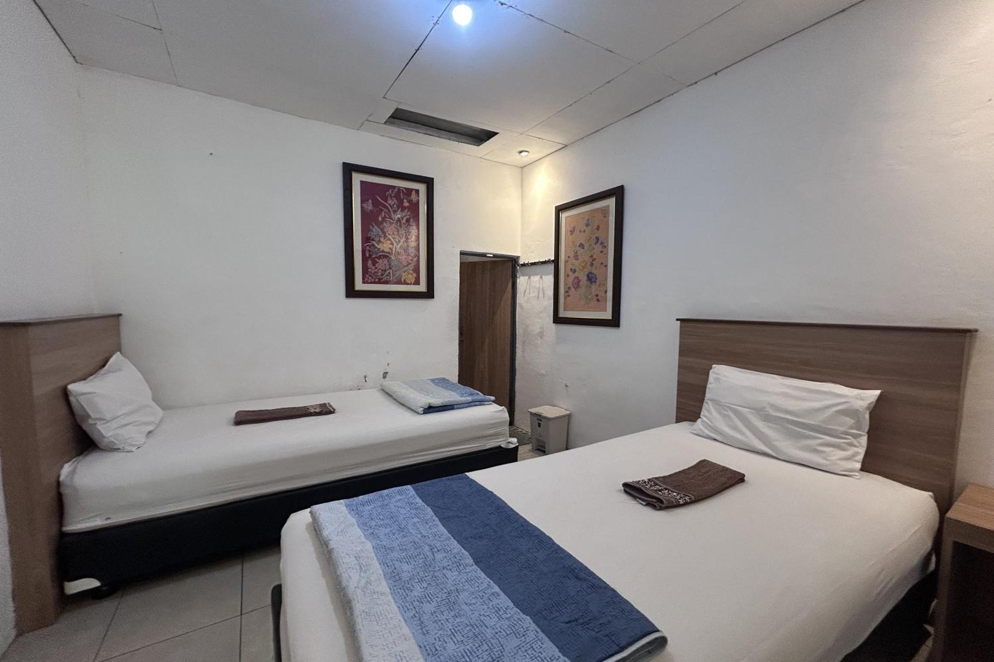 Carla Garden Hotel Yogyakarta Exterior photo